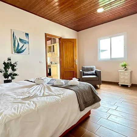 Maravilloso Atico Con Terraza, Vistas, Bbq, Wifi Apartman