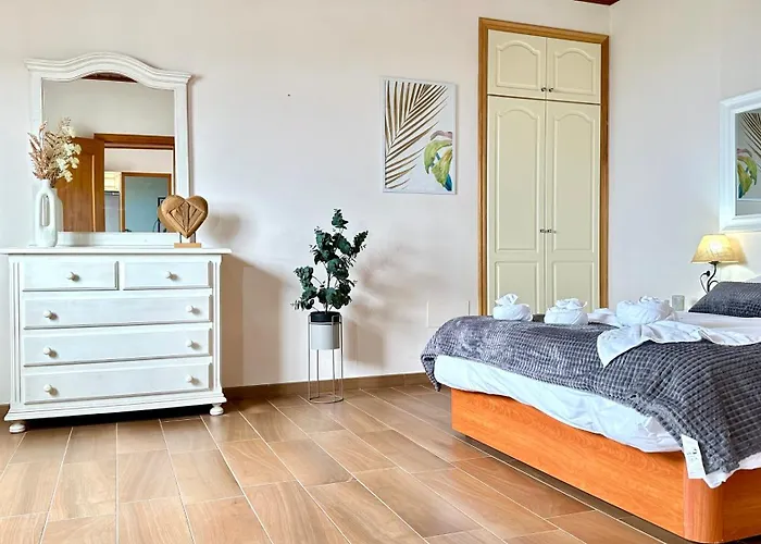 아파트 Maravilloso Atico Con Terraza, Vistas, Bbq, Wifi *